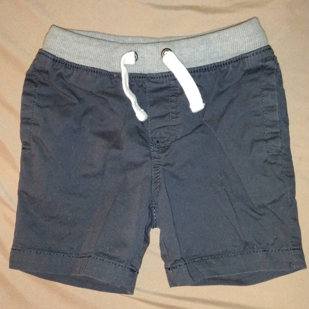 Cat and jack Boys 2t grey cargo shorts